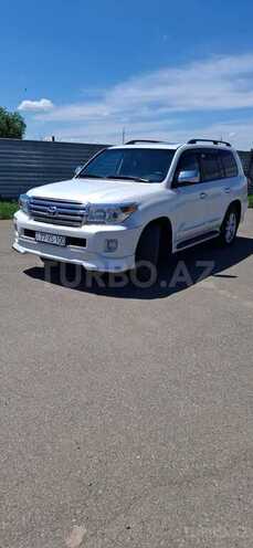 Toyota Land Cruiser-10