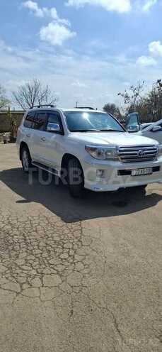 Toyota Land Cruiser-12