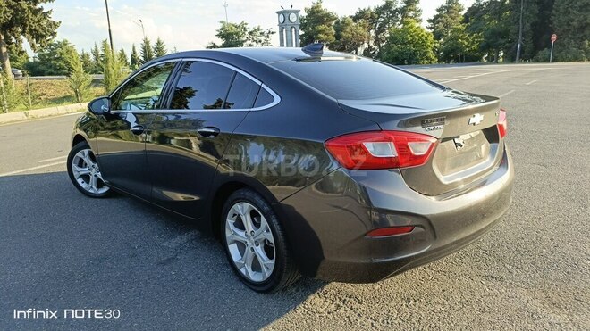 Chevrolet Cruze-6
