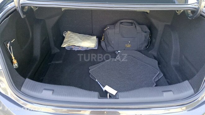 Chevrolet Cruze-13