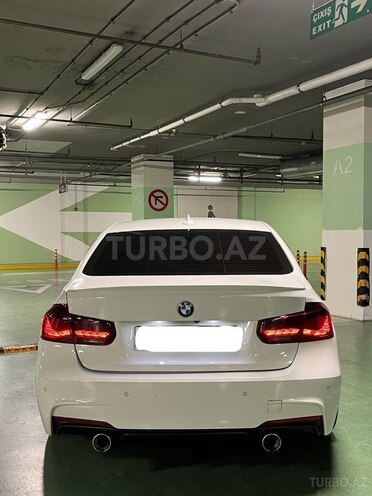 BMW 320d-4