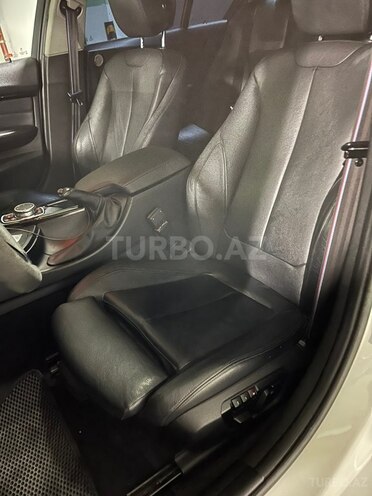 BMW 320d-8