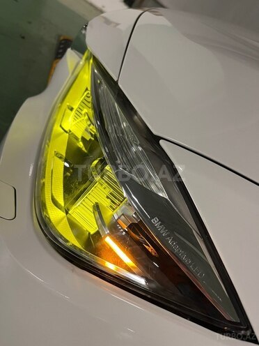 BMW 320d-6