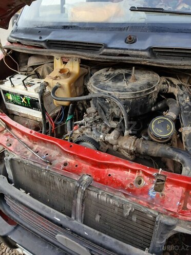 Ford Transit-2