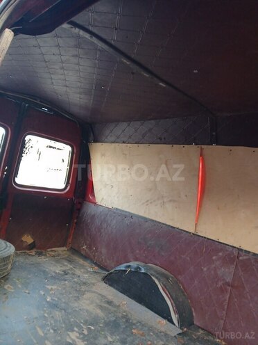 Ford Transit-5