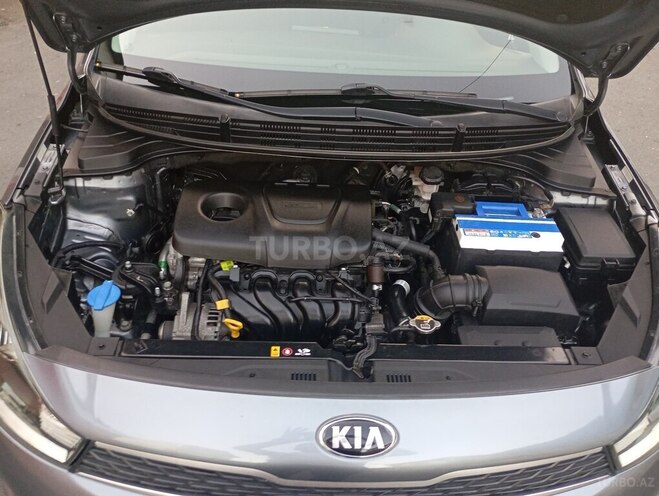 Kia Rio-11