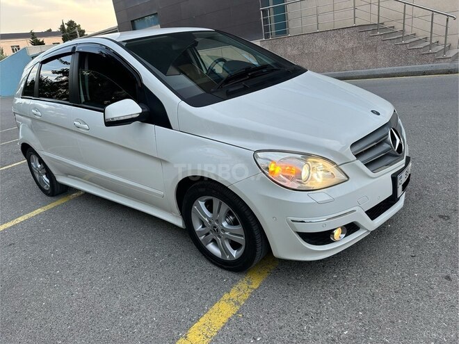 Mercedes B 170-3