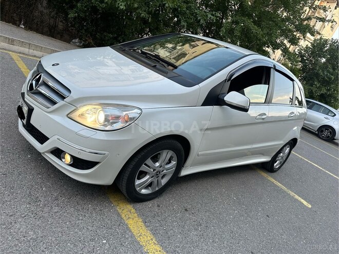 Mercedes B 170-2