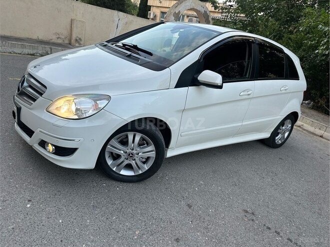 Mercedes B 170-6