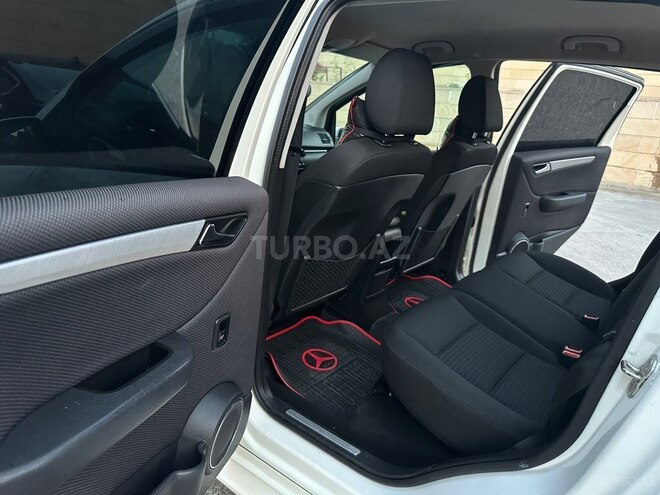 Mercedes B 170-20