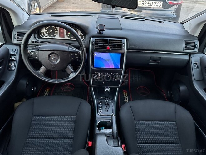 Mercedes B 170-21
