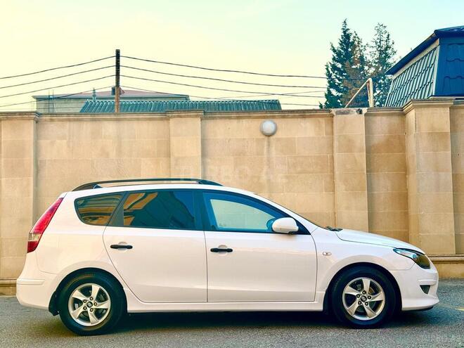 Hyundai i30-10