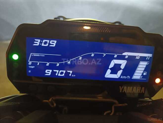 Yamaha FZ-S FI Deluxe-4