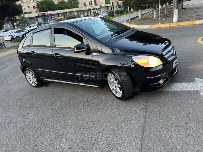 Mercedes B 170-10