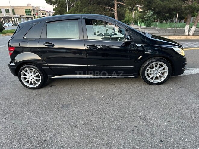 Mercedes B 170-14