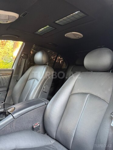 Mercedes E 240-12