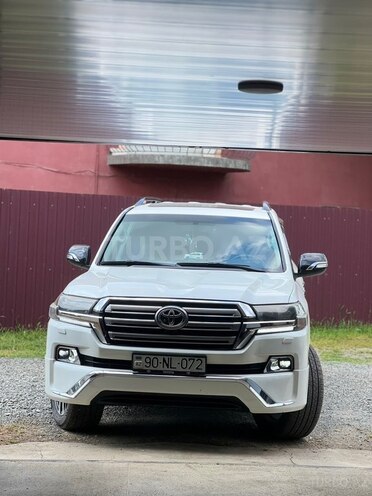 Toyota Land Cruiser-4