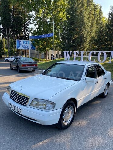 Mercedes C 180-3
