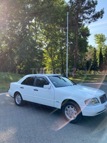 Mercedes C 180-4