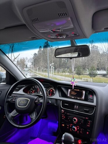 Audi A4-11