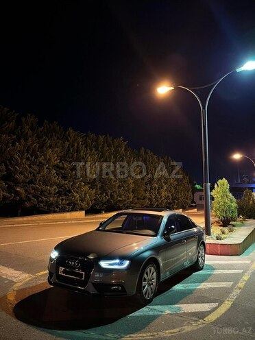 Audi A4-4