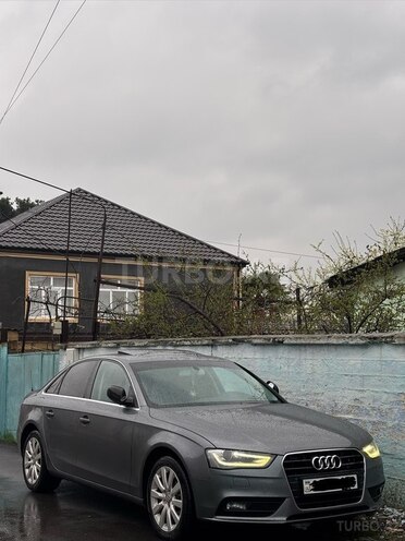 Audi A4-6