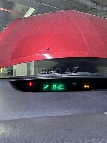 Toyota Prius-9