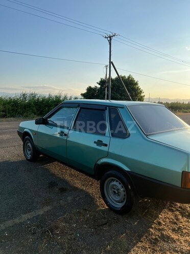 LADA (VAZ) 21099-21