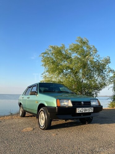 LADA (VAZ) 21099-18