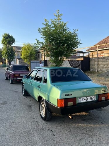 LADA (VAZ) 21099-2