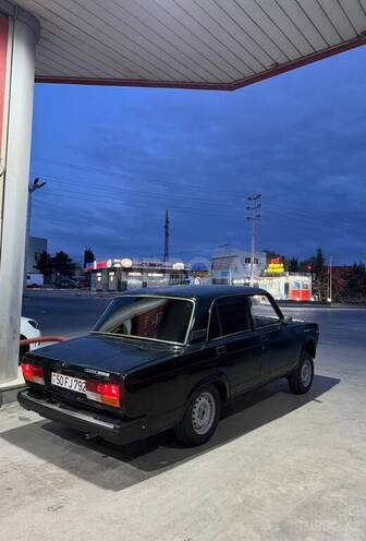 LADA (VAZ) 2107-18