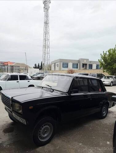 LADA (VAZ) 2107-4