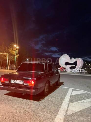 LADA (VAZ) 2107-17