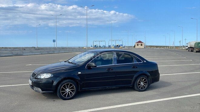 Daewoo Gentra-2