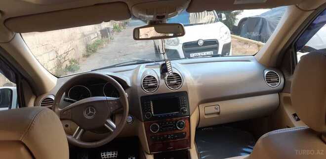 Mercedes ML 500 4MATIC-3