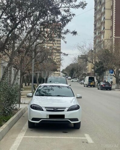 Daewoo Gentra-2