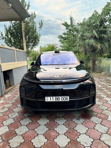 Li Auto L7-1
