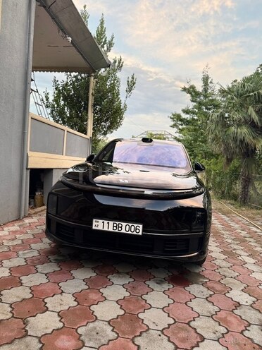 Li Auto L7-3