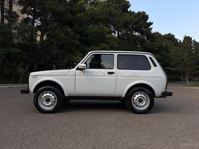 LADA (VAZ) Niva-2