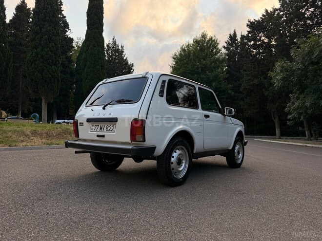 LADA (VAZ) Niva-4