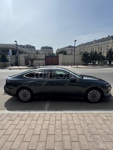 Hyundai Sonata-8