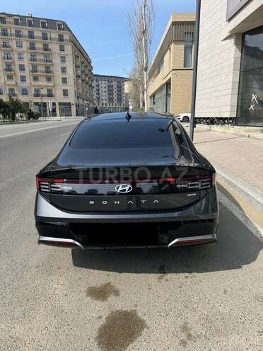 Hyundai Sonata-9
