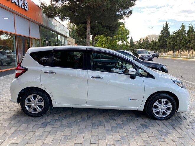 Nissan Note-6