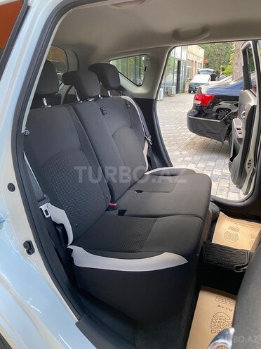 Nissan Note-14