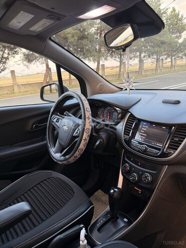 Chevrolet Trax-8