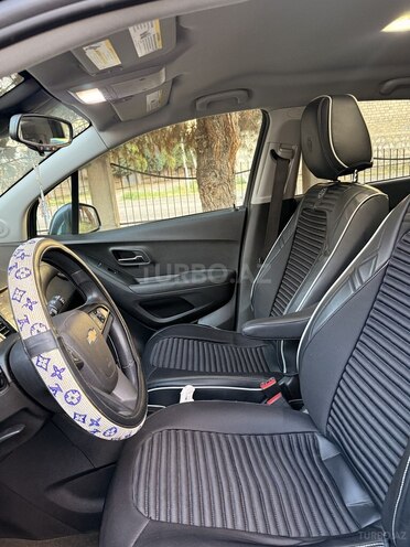 Chevrolet Trax-10