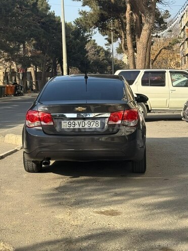 Chevrolet Cruze-4