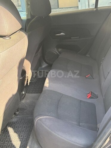 Chevrolet Cruze-6