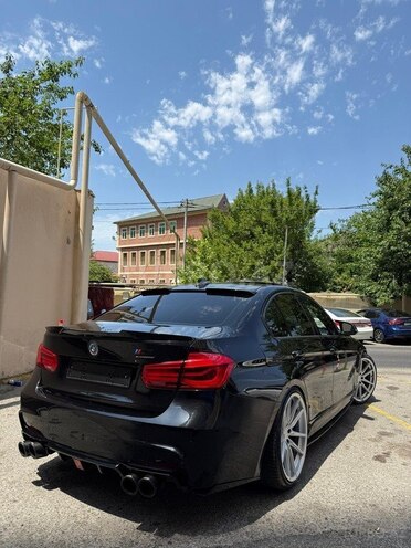 BMW 330-3