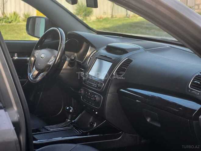 Kia Sorento-6